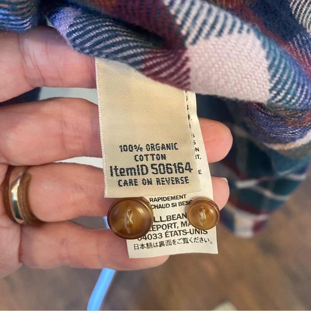 LL Bean • Women’s Medium P • Organic Cotton Flannel Shirt • Plaid Button Front - Picture 7 of 8